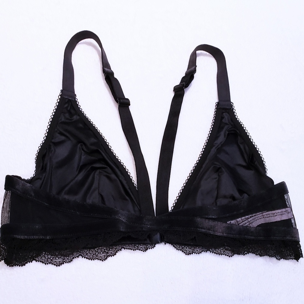 *LN* VS L Front Closure Racer Back Bra Black